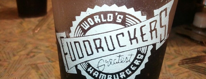 Fuddruckers is one of kiksさんのお気に入りスポット.