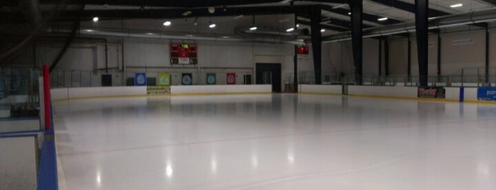 Sno-King Ice Arena is one of Lieux qui ont plu à 8PM.