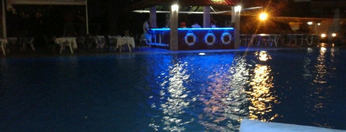 Lycus River Hotel is one of Posti che sono piaciuti a Mustafa.