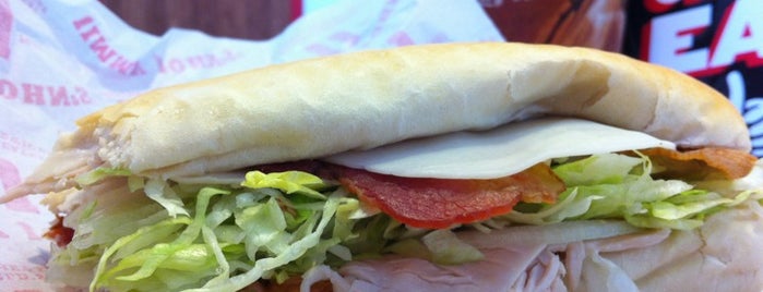 Jimmy John's is one of Johnさんのお気に入りスポット.