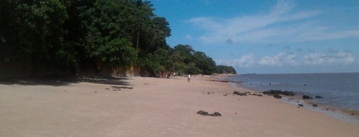 Praia do Paraíso is one of Locais para esparecer =].