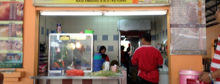 Medan Selera Mahsuri is one of Favorite Foods in Johor Bahru.