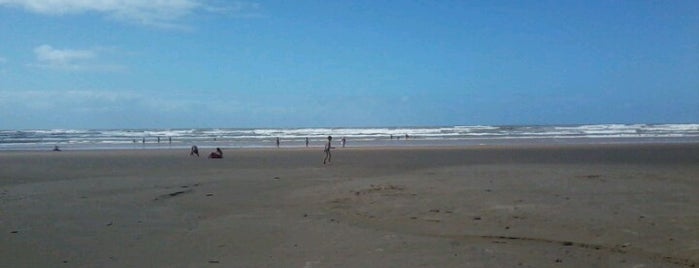 Praia de Aruana is one of Lugares / Aracaju.