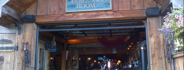 Fergusson Room Pub is one of Lugares favoritos de Dan.
