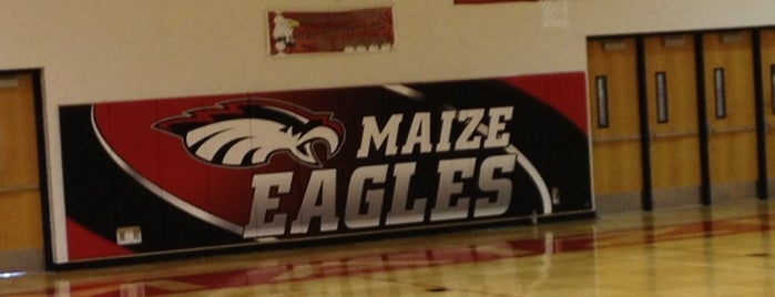 Maize High School is one of Locais curtidos por Josh.