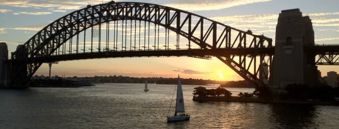 Kirribilli Lookout is one of Sydney Love!.