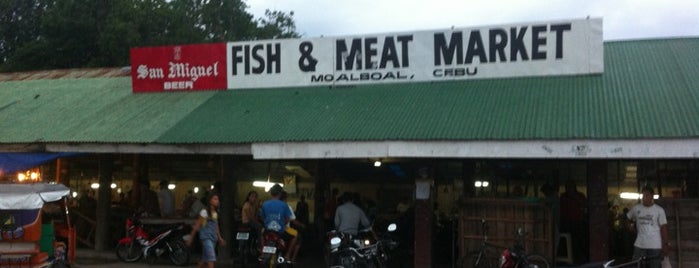 Moalboal Fish & Meat Market is one of Posti salvati di Kimmie.