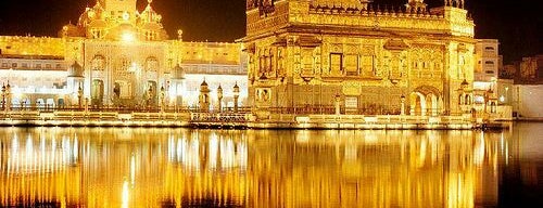 The Golden Temple (ਹਰਿਮੰਦਰ ਸਾਹਿਬ) is one of International Places To Go.