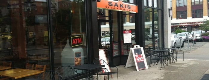 Saki's pizza is one of Mia'nın Beğendiği Mekanlar.