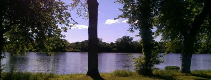 Riverside Park is one of Aundrea’s Liked Places.