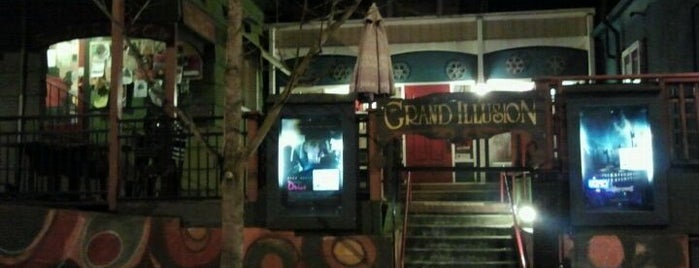 Grand Illusion Cinema is one of Tempat yang Disukai Bryden.