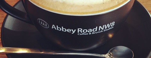 Abbey Road NW8 is one of 쉽지않은 분당 맛집찾기!.