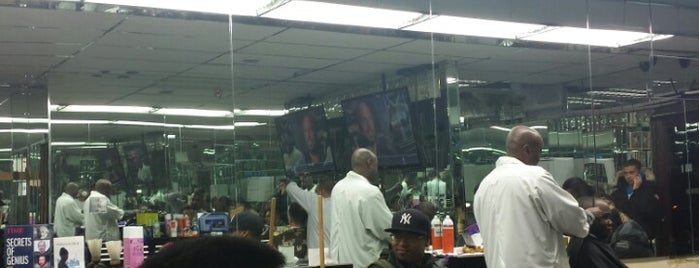 The Barbers is one of Lugares favoritos de Paul.