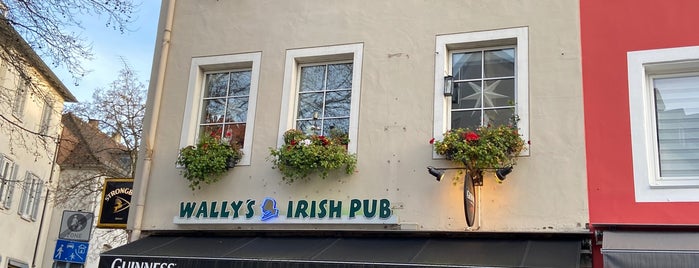 Wally's Irish Pub is one of Tempat yang Disukai Fritz.