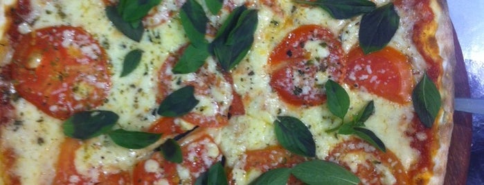 Pizza e Pasta is one of Magnifique cuisine!.