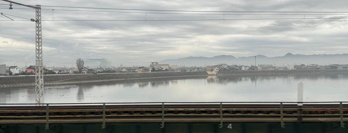 東海道本線・飯田線・名古屋本線 豊川橋梁 is one of 鉄道の橋.