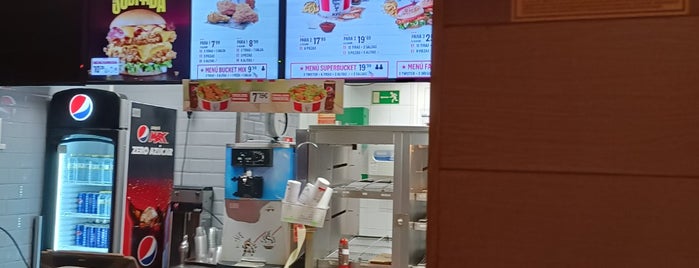 KFC is one of Piso Tetuan.