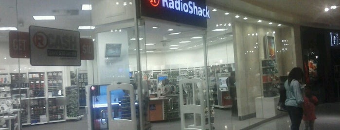 RadioShack is one of Juanma : понравившиеся места.