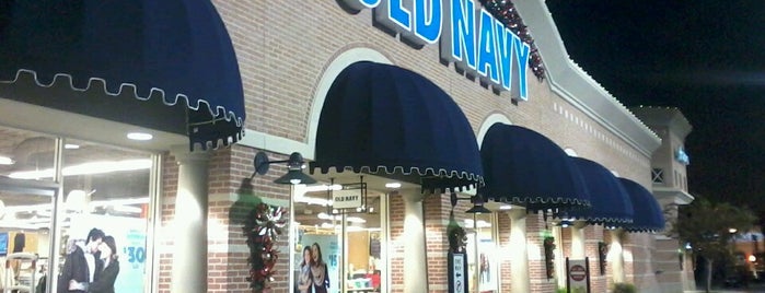 Old Navy is one of Deebee’s Liked Places.