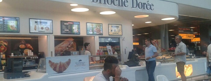 Brioche Dorée is one of Mélinaさんのお気に入りスポット.