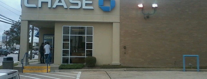 Chase Bank is one of Tempat yang Disukai Juanma.