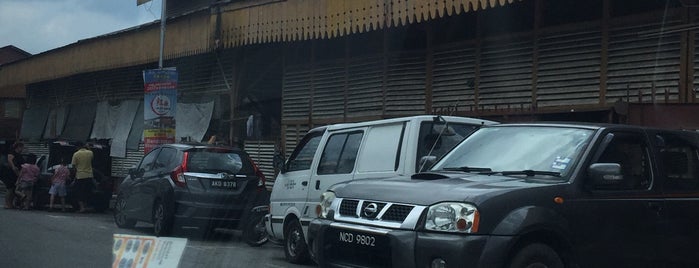 Taiping Fish Market is one of Guide to Taiping's best spots.