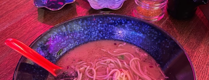 UMAMI Ramen Club is one of Veljanova🦊 : понравившиеся места.