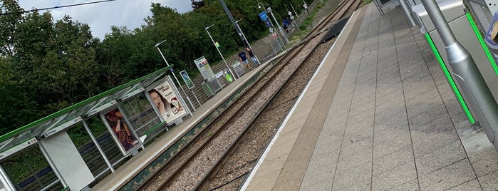 Mitcham London Tramlink Stop is one of Train station.