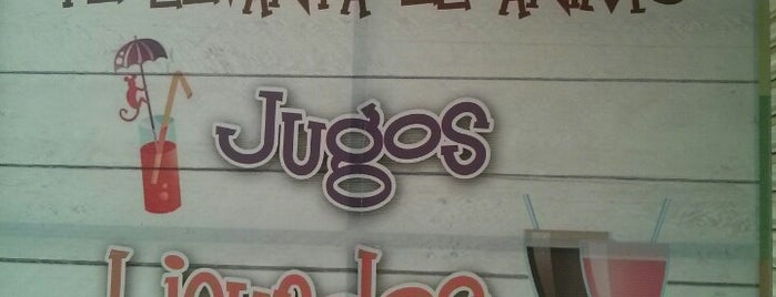La Virgen Jugos Y Mas is one of สถานที่ที่ Kbito ถูกใจ.
