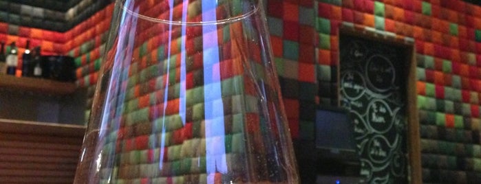 Pixel Wine Bar is one of BXL Ma Belle.