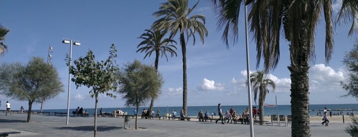 Plaça de la Barceloneta is one of Orte, die gülşah gefallen.