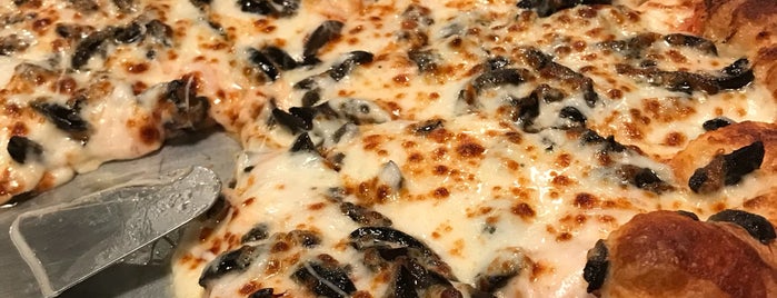 Barro's Pizza is one of Placestoeat.