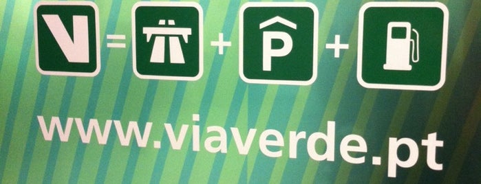 Via Verde is one of สถานที่ที่ Katia ถูกใจ.