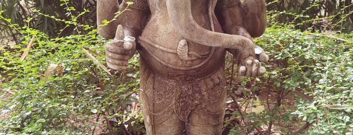 Ganesh Himal Museum is one of Таиланд.