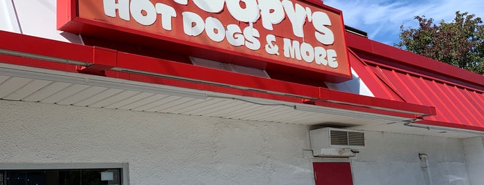 Snoopy's Hot Dogs & More is one of Hot Dogs 2.