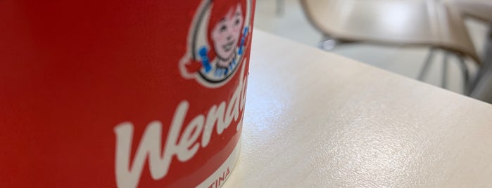 Wendy’s is one of Favoritos.