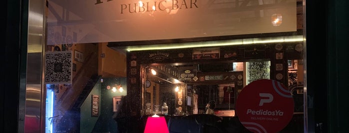 Houdini Public Bar is one of bares cerveceros.
