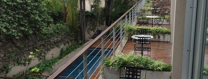 San Isidro Plaza Hotel is one of Tempat yang Disukai Carlos.