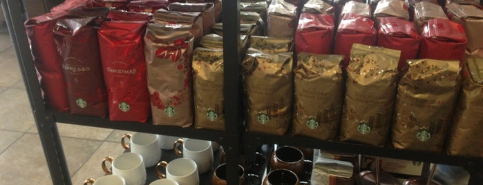 Starbucks is one of Al'ın Beğendiği Mekanlar.