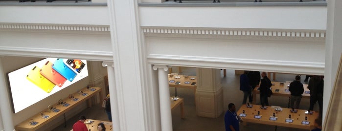 Apple Amsterdam is one of Amsterdam Best: Sights & shops.