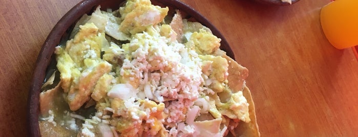 Los Chilaquiles de Coyoacán is one of Horacioさんのお気に入りスポット.