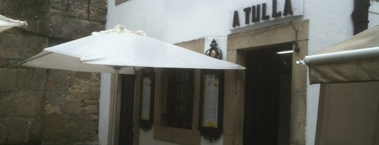 Restaurante A Tulla is one of Lieux sauvegardés par Priscilla.