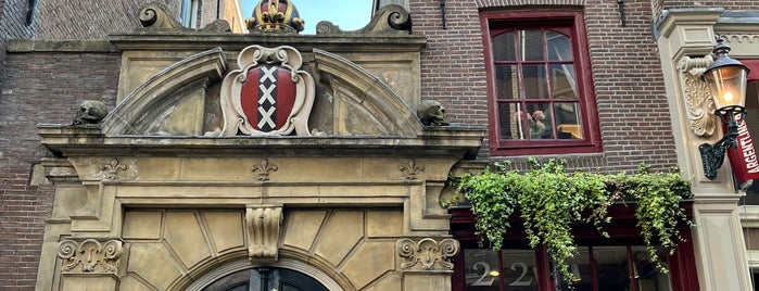 Het Kleinste Huis is one of Amsterdam.