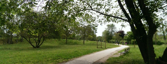 Parco Delle Valli is one of Roma.