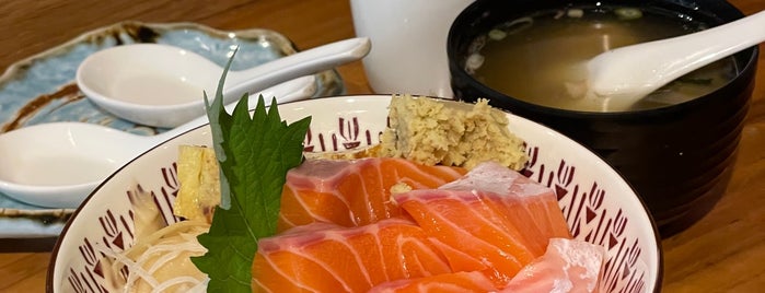 魚日本料理 is one of Taipei, my hometown.