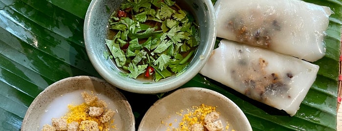 Sadhu Vegetarian Restuarant is one of Hanoi.