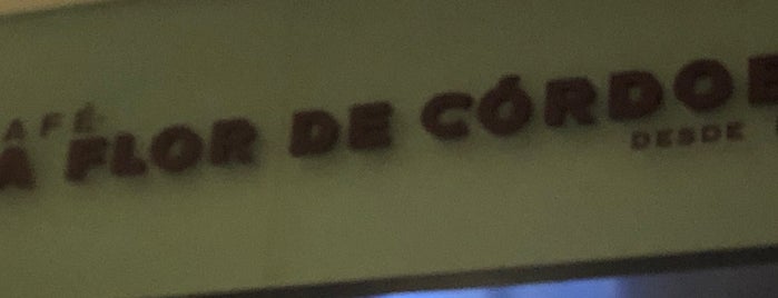 Café La Flor de Córdoba Gran Terraza Oblatos is one of Próximamente.