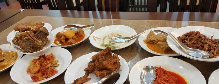Restoran Indah Jaya Minang is one of Posti che sono piaciuti a Jan.