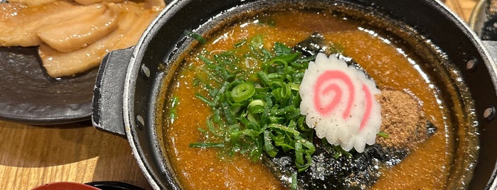 元祖めんたい煮こみつけ麺 is one of 新宿圏外のラーメンつけ麺.