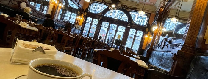 Majestic Café is one of Tristan : понравившиеся места.